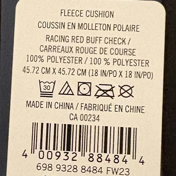 BNWT RARE NEW 2-pack Hudson’s Bay Company HBC Stripes Fleece Pillow Cushions - Picture 8 of 8